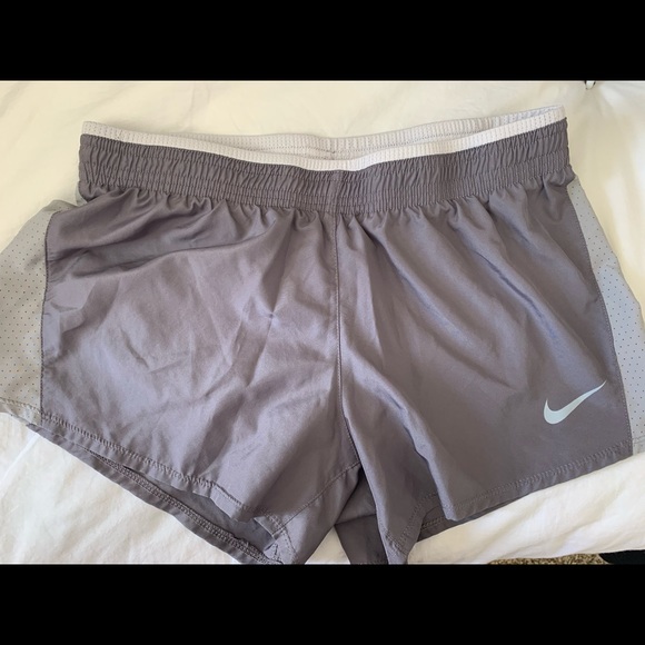 Nike Gray running shorts - Picture 4 of 4